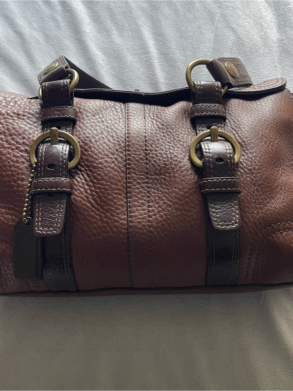 Coach chestnut brown with brown handles pebbled leather turnlock satchel - Picture 10 of 16